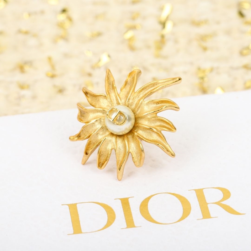 chr1st1an D10r earrings